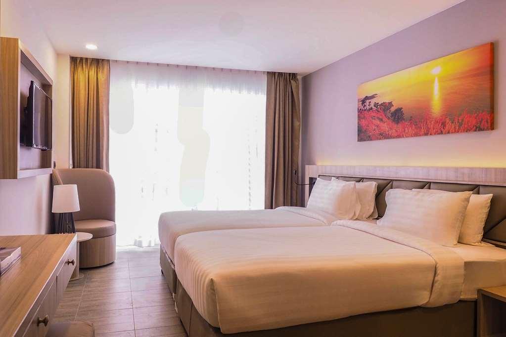Clarion Hotel Patong Пхукет Номер фото