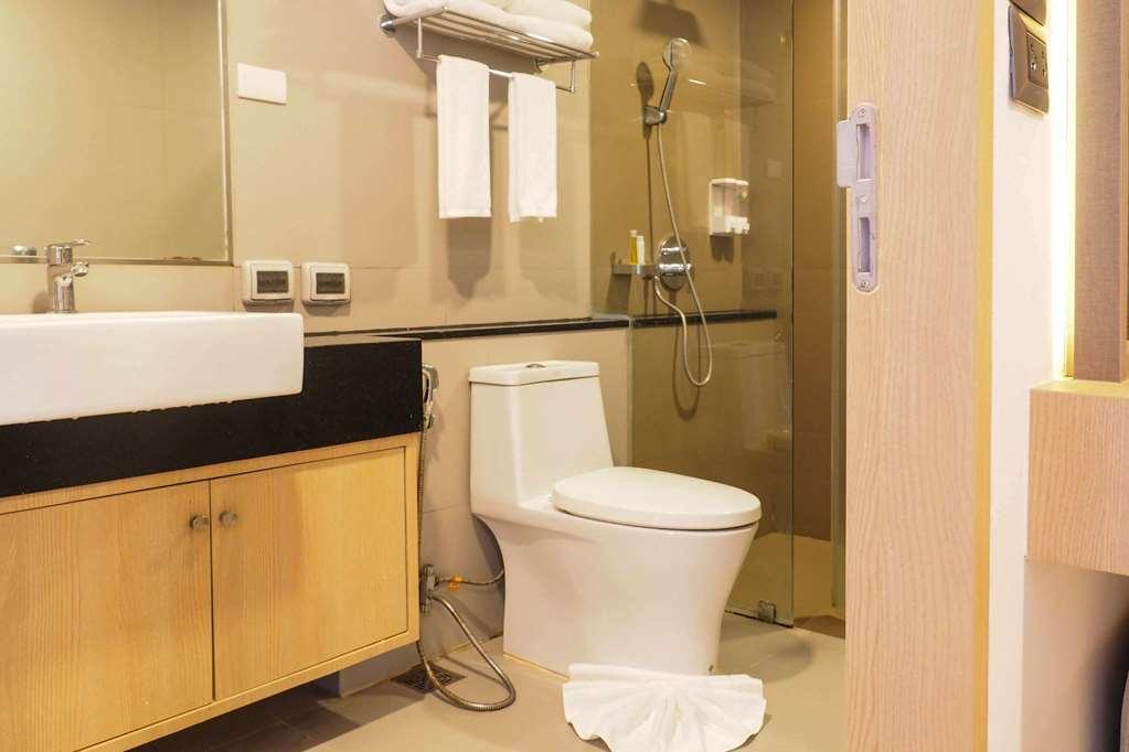 Clarion Hotel Patong Пхукет Номер фото
